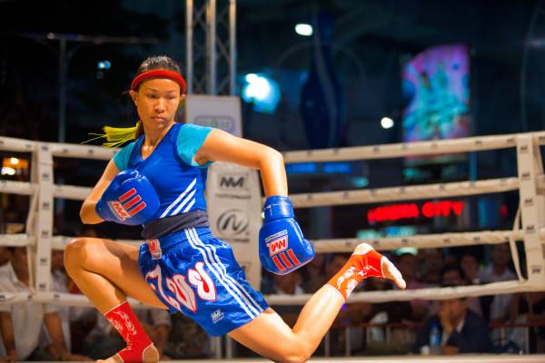 wai kru, ram muay, wai kru ram muay, muay thai dance, muay thai fighters