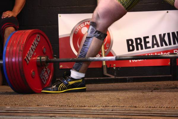 sumo deadlift, sumo stance deadlift, why choose sumo deadlift, sumo deadlifting