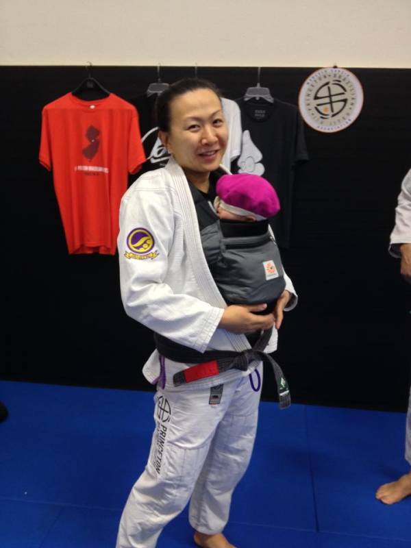 emily kwok, bjj, brazilan jiu jitsu, babies and bjj, female athletes and babies