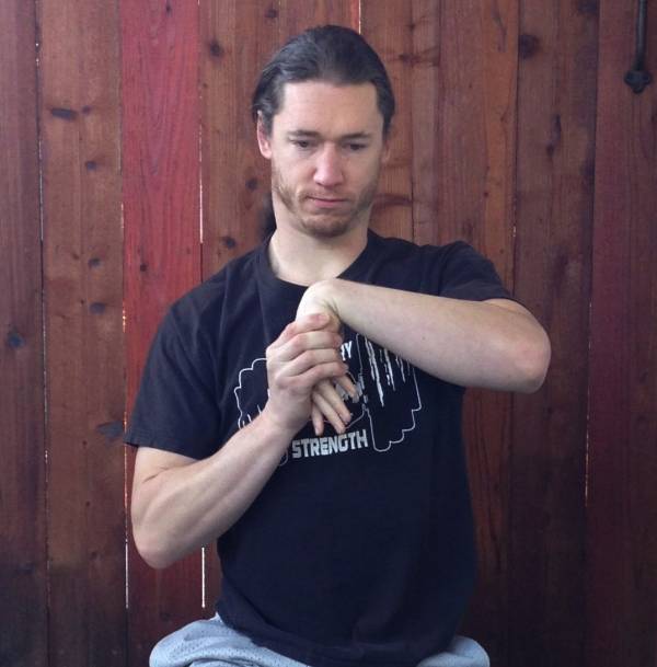 wrist stretches, wrist mobility, wrist pain, wrist injury, gymnastics stretches