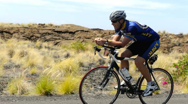 triathlon cyclist