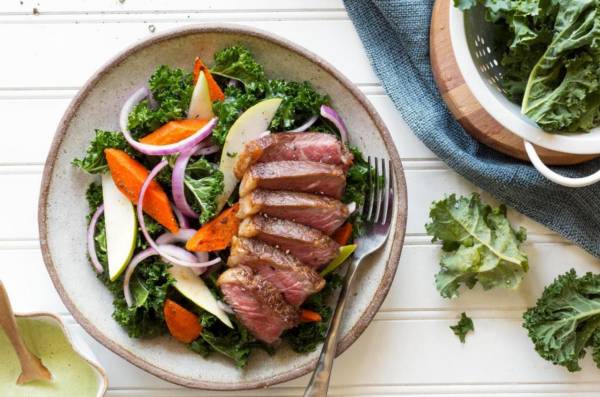 Green Goddess Steak Salad