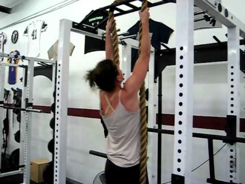 ShowAndGoTraining.com: Natalie - 5 Rope Pull-ups