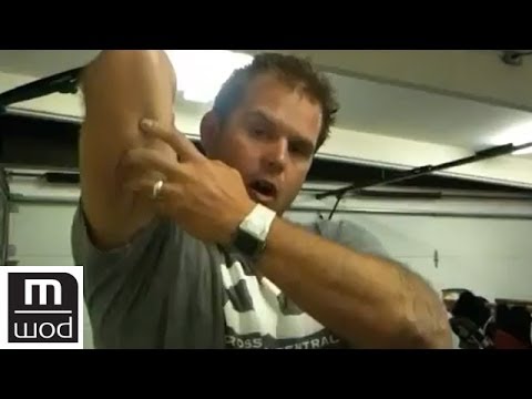 Overhead Squat Help | Feat. Kelly Starrett | MobilityWOD