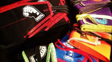 kelley urbani, strength wraps, crossfit wrist wraps, crossfit kelley urbani