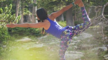 yoga-photography-onzie-pura-vida-bracelets-mount-evans-cari-merriam-savannah-wishartsmallcopy