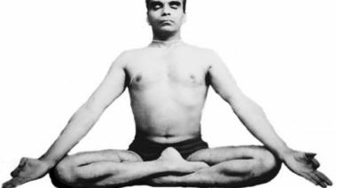 bks iyengar, iyengar, iyengar yoga, death of bks iyengar, iyengar pranayama