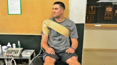 e-stim for shoulder injury