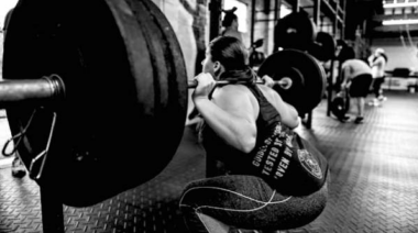 female backsquat