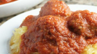 spaghetti squash with meatballs