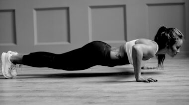 womanpushup