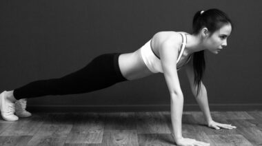 womanpushup