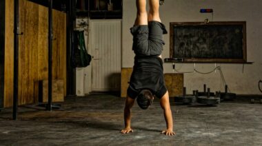 kickuptohandstand1