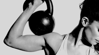 shoulderkettlebellfemale