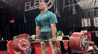 Jamal Browner deadlifts more impressive weight.