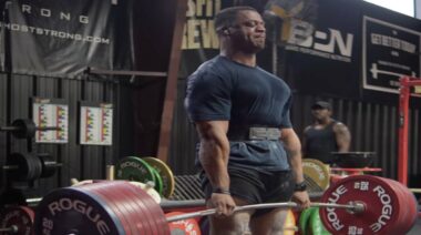 Jamal Browner during a 903-pound deadlift triple PR in April 2022