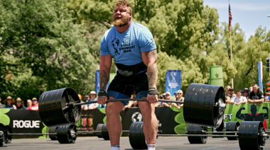 strongman tom stoltman performing deadlift