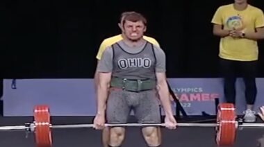 Kevin Cantrell locks out a 501-pound deadlift in June 2022