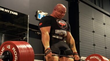 Mitchell Hooper deadlift June 2022