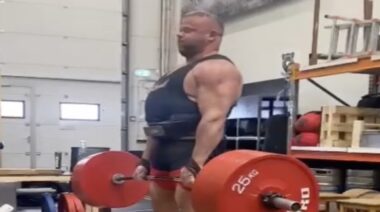 Rauno Heinla 926-pound deadlift June 2022