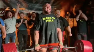 Ivan Makarov 1,064 pound deadlift December 2022