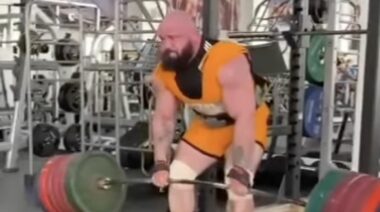 Leon Miroshnik Deadlift 904 Pounds