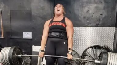 Lucy Underdown Training Deadlift mid-July 2023