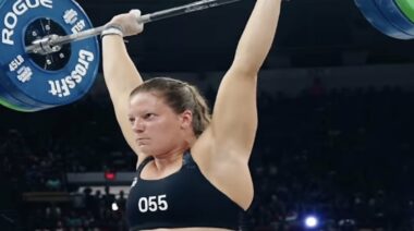 Laura Horvath snatch 2023 CrossFit Games